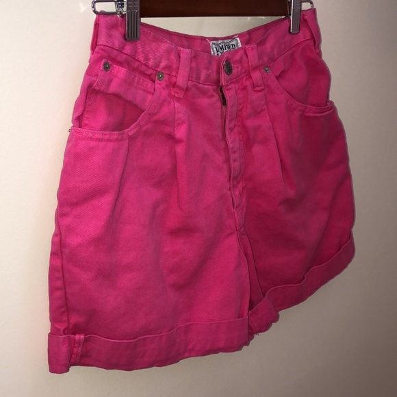 Vintage High Rise Pink Jean Shorts - Picture 5 of 10